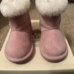 File Pink Boots