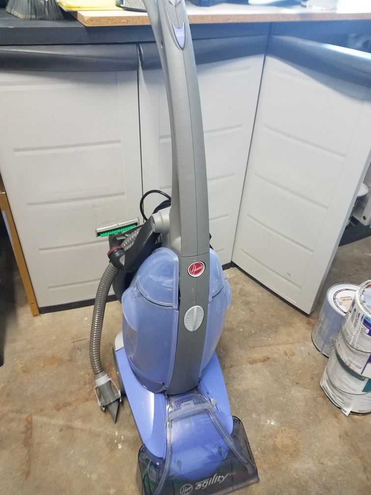 Hoover Agility carpet steamvac/shampooer