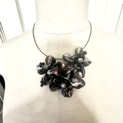 Flower Pendant Necklace 