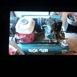 ROLAIR AIR COMPRESSOR 