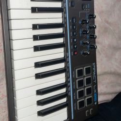 Nektar Impact LX25+