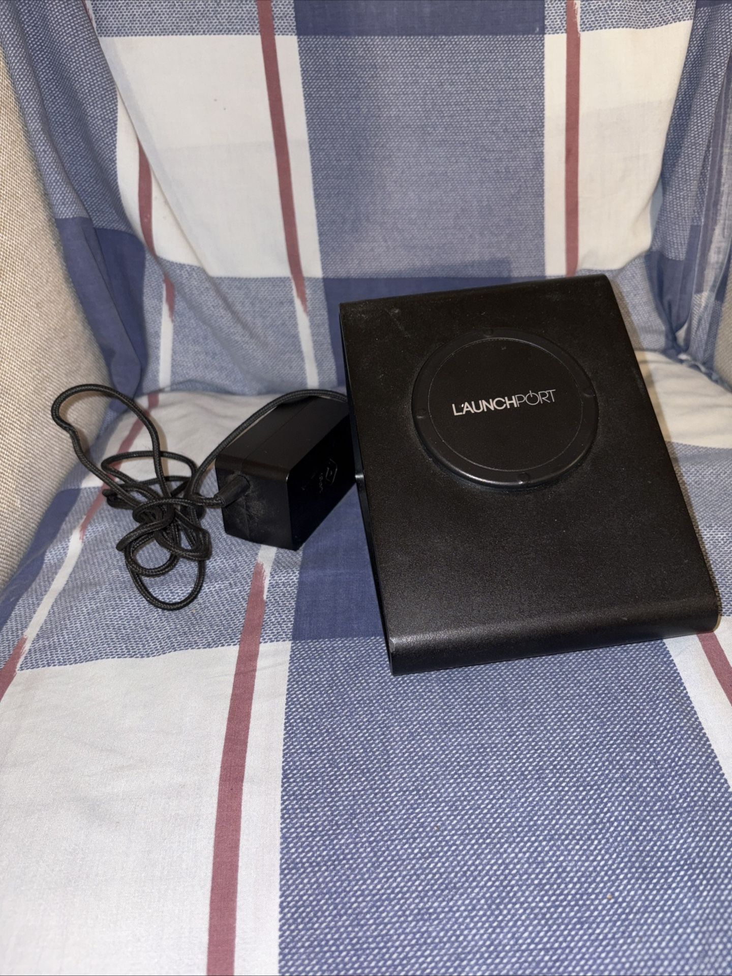 Launch port base station 0701581