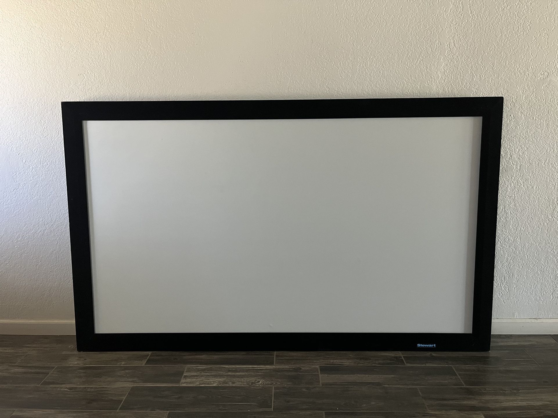 Projector Screen
