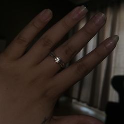 14 Karat White Gold Wedding Ring