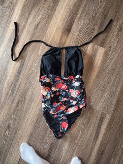 Large Cupshe Black Floral One-Piece Swimsuit - Halter Style
