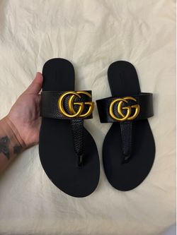 Women’s 39 Gucci sandals