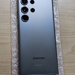 Samsung Galaxy S23 Ultra 256GB. Unlocked. Desbloqueado Para Cualquier Compañia Y Cualquier Pais. El Precio Es Firme.