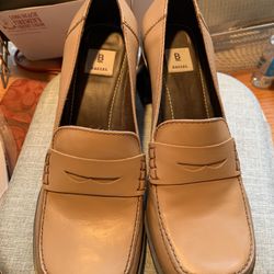 Women’s Size 8 Shoes