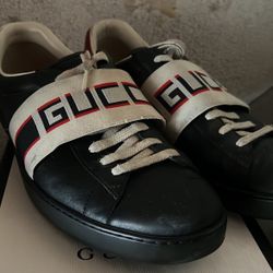 Gucci Shoes 