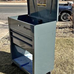  Snap-on tool box 32" Three-Drawer Roll Cart