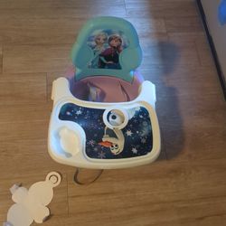 High Chair/Fits In Chair