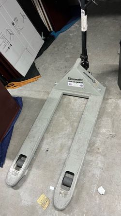 Pallet jack