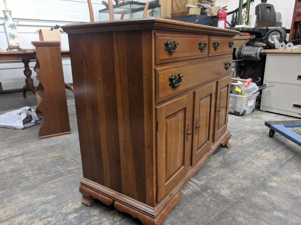 Early 1950's Sterling House Early American Furniture, Hutch