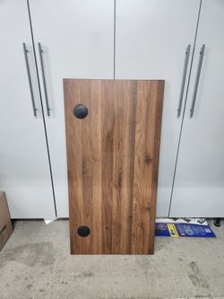 Uplift Standing Desk. Table only. Walnut.