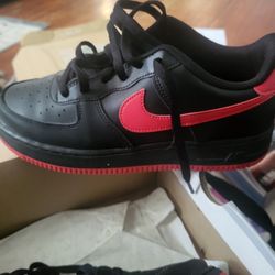 Nike Air Force 1 Low Size 7Y