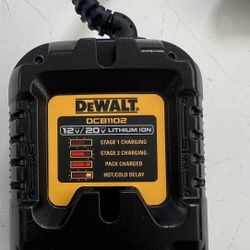 12V MAX*/20V MAX*/FLEXVOLT® 2 AMP CHARGER