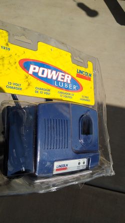 Lincoln Power Luber 1215 12 volt Charger