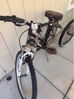 Bikes sold together