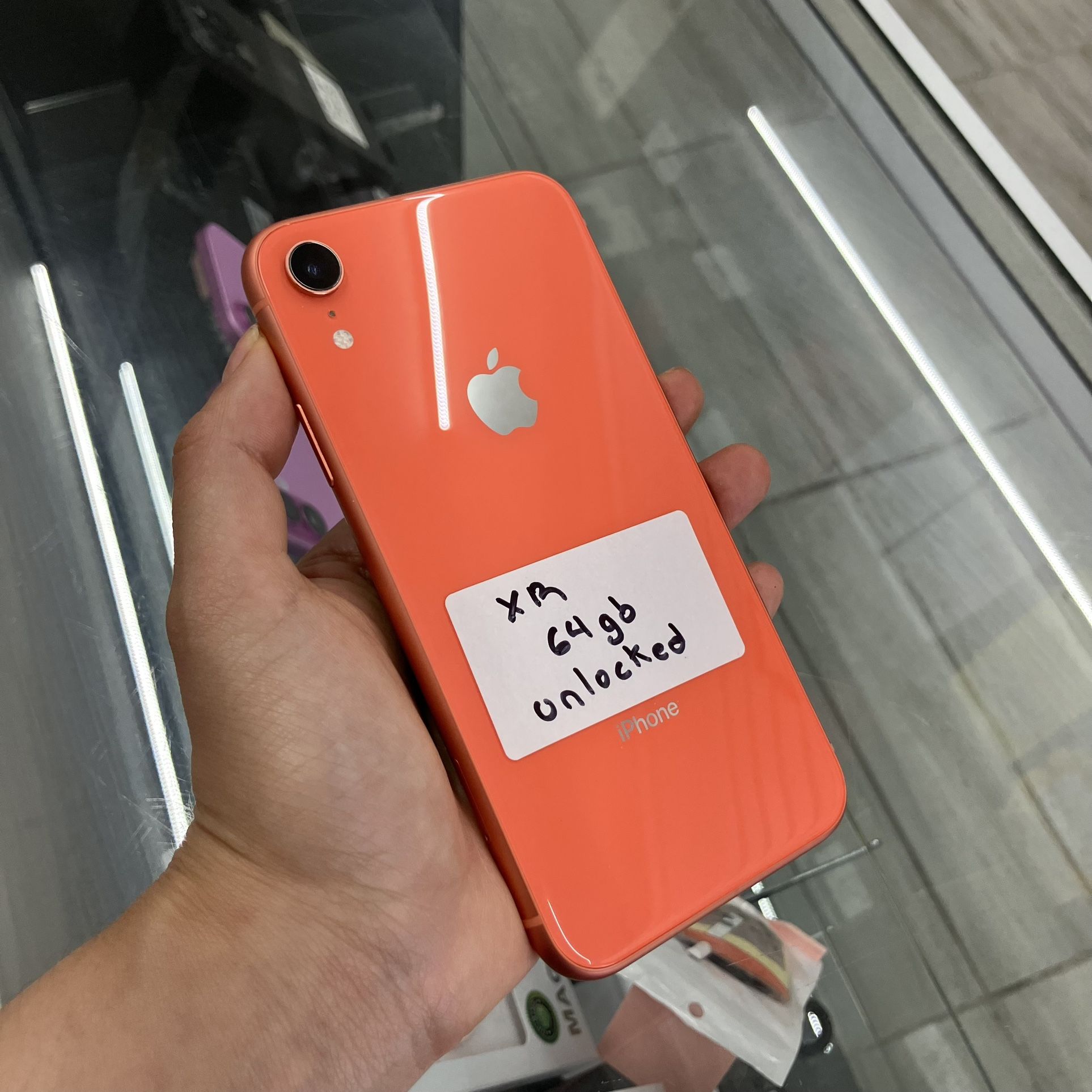 Like New iPhone XR, 64gb, Unlocked, Cash Or $50 Down