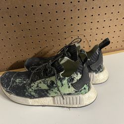 Adidas Shoes For Men 7.5 Shoes.