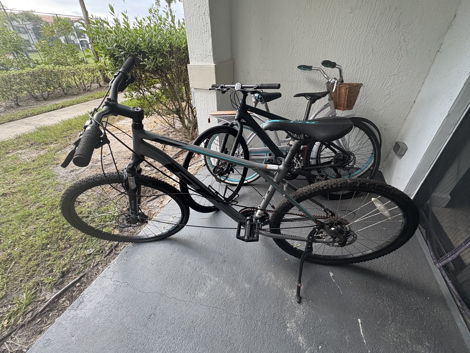 Genisis Whirlwind Mountain Bike