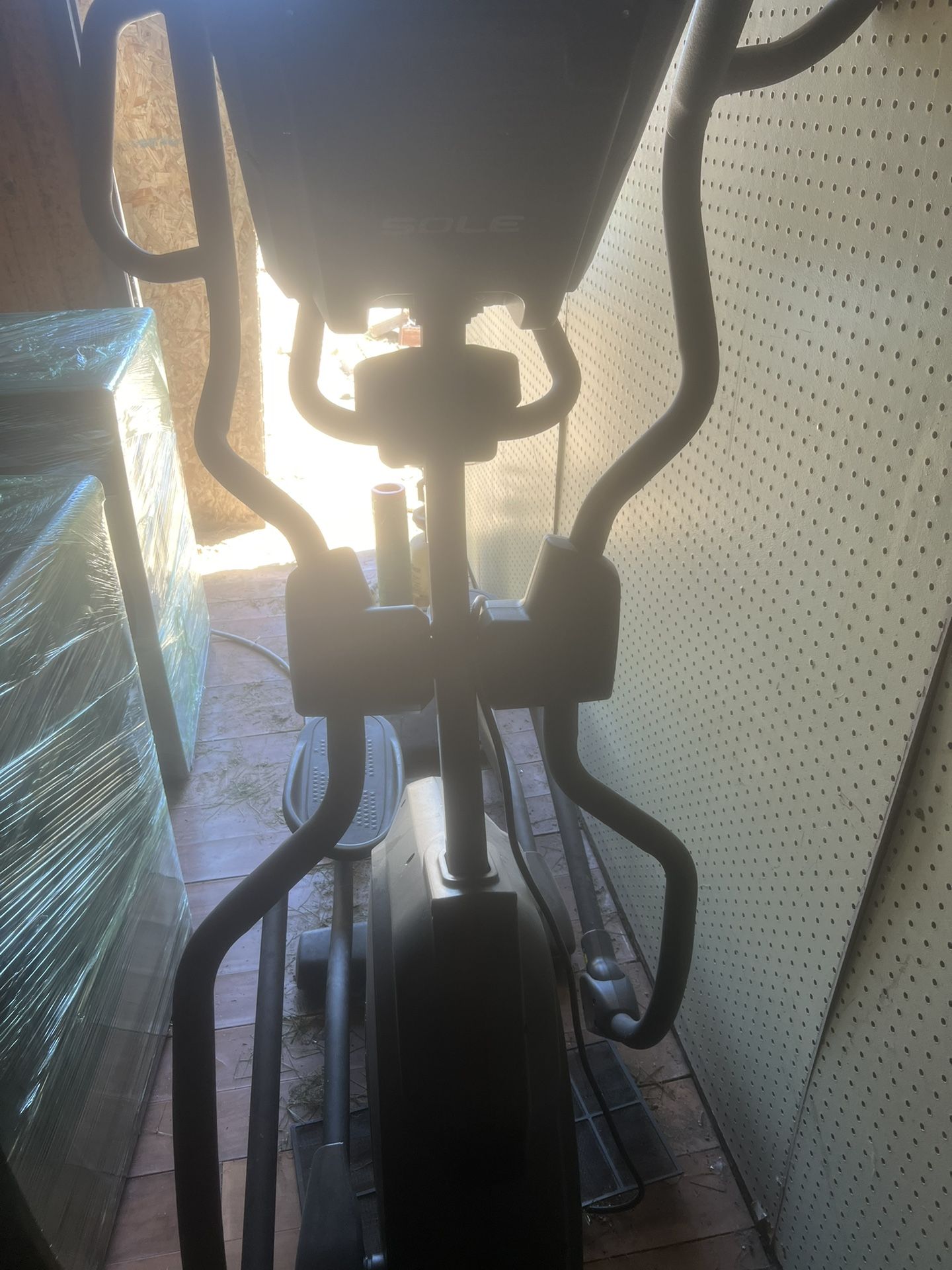 SOLE E98 Elliptical