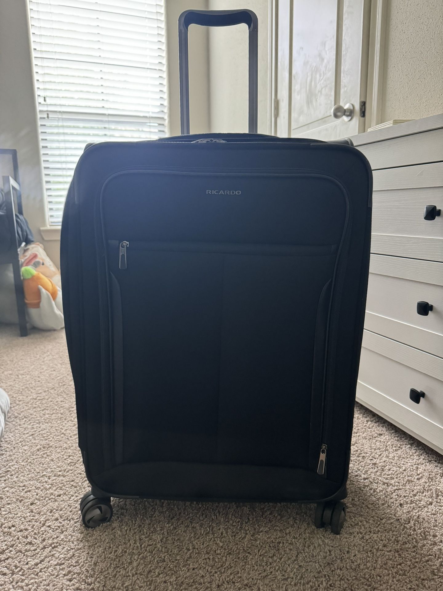 Ricardo Beverly Hills Seahaven Suitcase 29" Softside Luggage