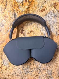 Apple AirPods Max