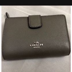 COACH WALLET GREY SILVER