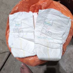 PAMPERS NEWBORN