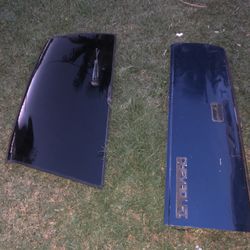 1999 Two Door Tahoe Suburban Rear Door Tailgate I