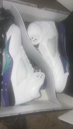 Grape 5s retro brand new size 10!!