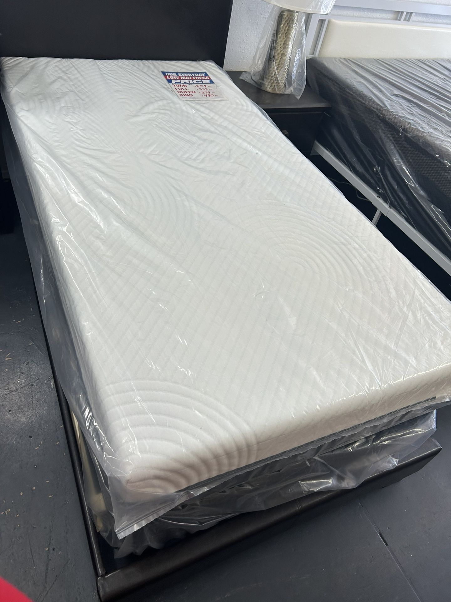 Twin Size Memory Foam Mattress In Box Different Sizes Available