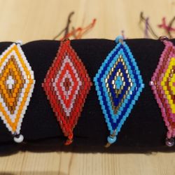  BRICK STITCH  DIAMOND GLASS BEADED BRACELETS  ( $8 EACH )
