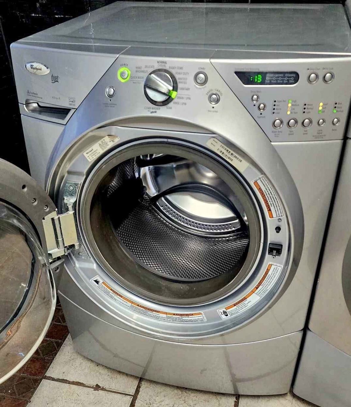 Nice Matching Set Lrg.Cp Front Load Washer & Dryer Both Work Good Condition Clean Stackable