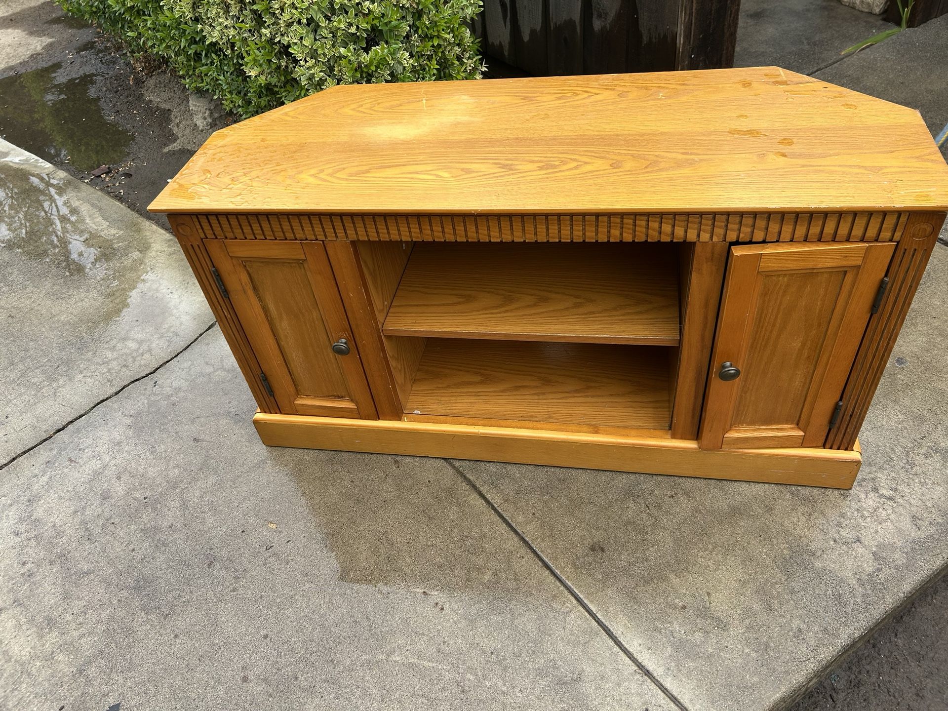 tv stand