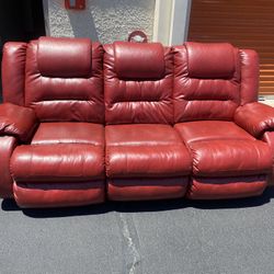 Recliner couch 