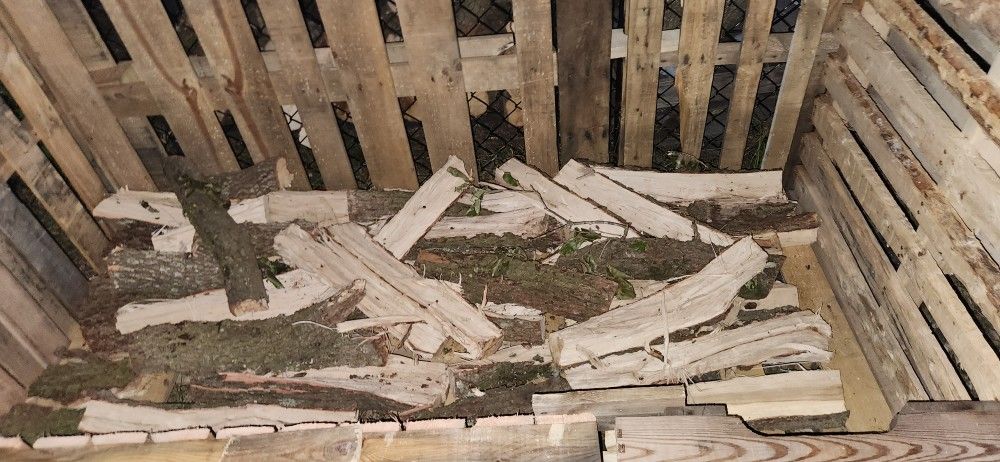 Firewood $25 For 30 Pieces 