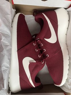 Nike Roshe Run Team Red