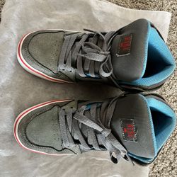 Nike Boys Hightop Sneaker