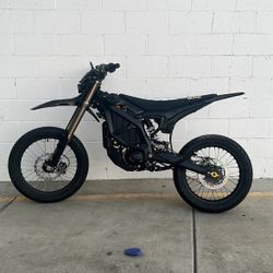 2025 Surron Ultra Bee