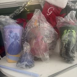 Amc Wicked Glinda Popcorn Bucket, Two Gripper Cups, Glinda And Elphaba