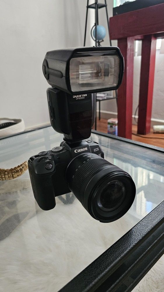 Canon EOS Rp " Mirror Less "