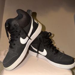 Nike Womens Court Borough (Black W7.5)