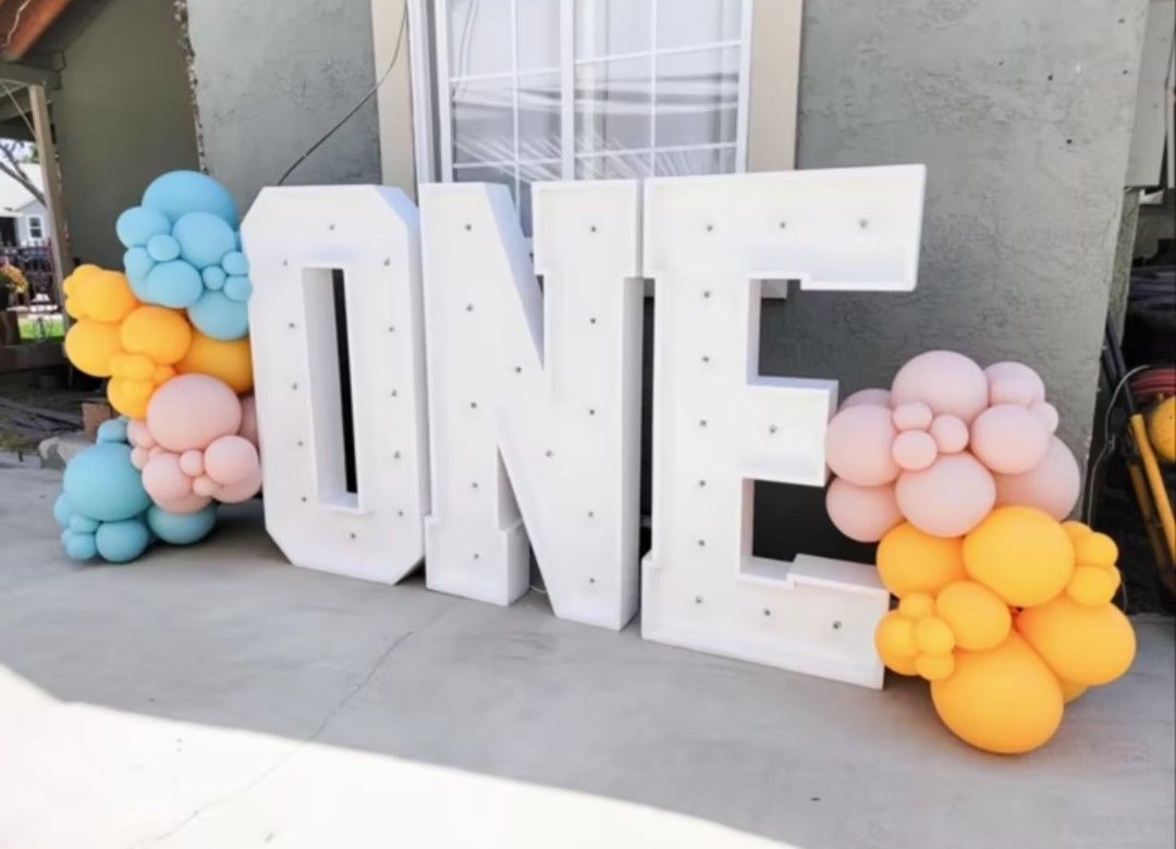 Marquees, Balloons & Backdrops