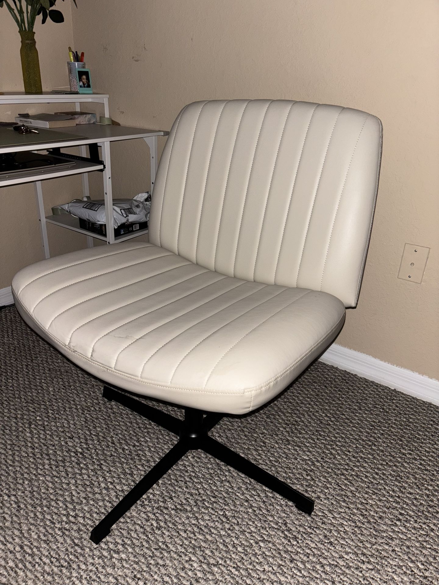 Aa Criss Cross Chair Legged, Armless Office Wide Desk Chair