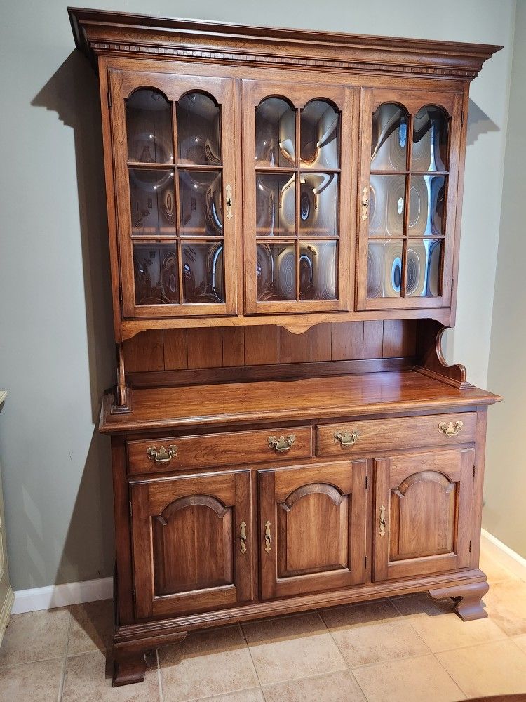 Pennsylvania House. Cherry Wood