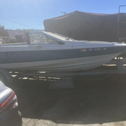 Bayliner Capri With Trailer 