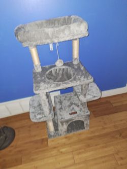 New taoqimino cat tover/ condo