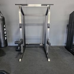 New in boxes Vesta Pioneer Squat Rack | Commercial grade | Pick Up Deal Only | Gym Equipment